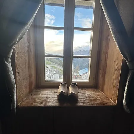 بيت شباب Rifugio Teggiate ماديسيمو