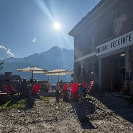 Rifugio Teggiate 旅馆 *